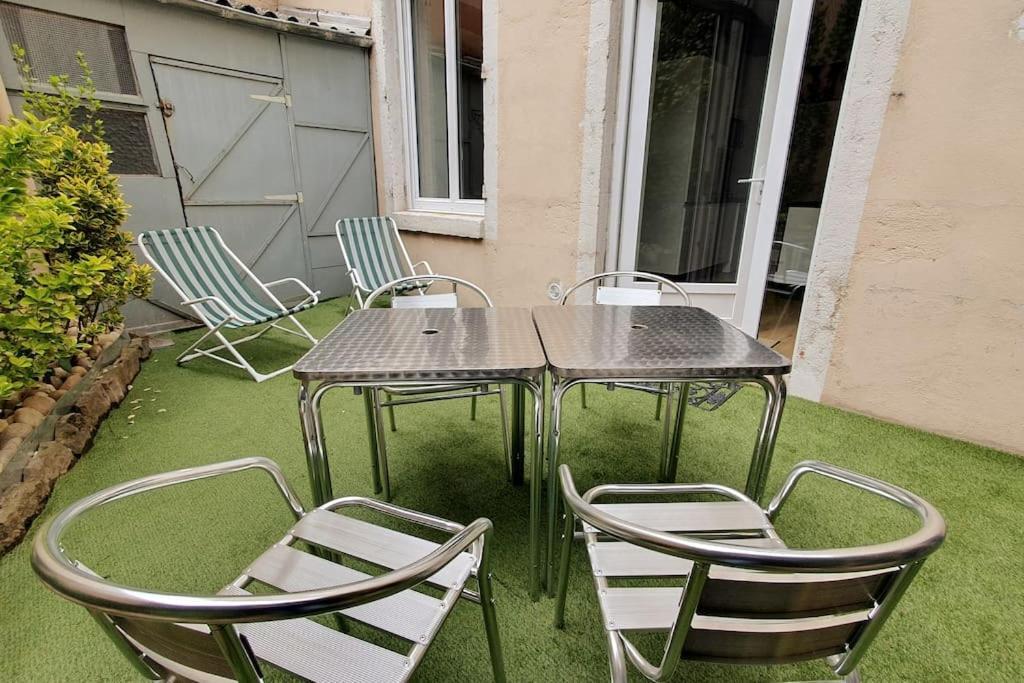 Classe 4 Etoiles - Cybele - Centre 2 Chambres, Cour Privative Et Garage Vienne (Isere)